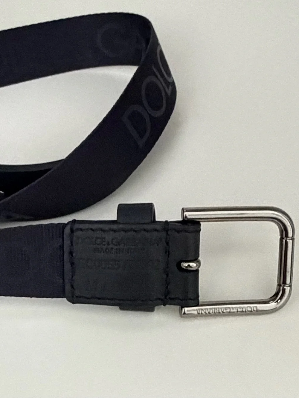 Dolce & Gabbana classic navy